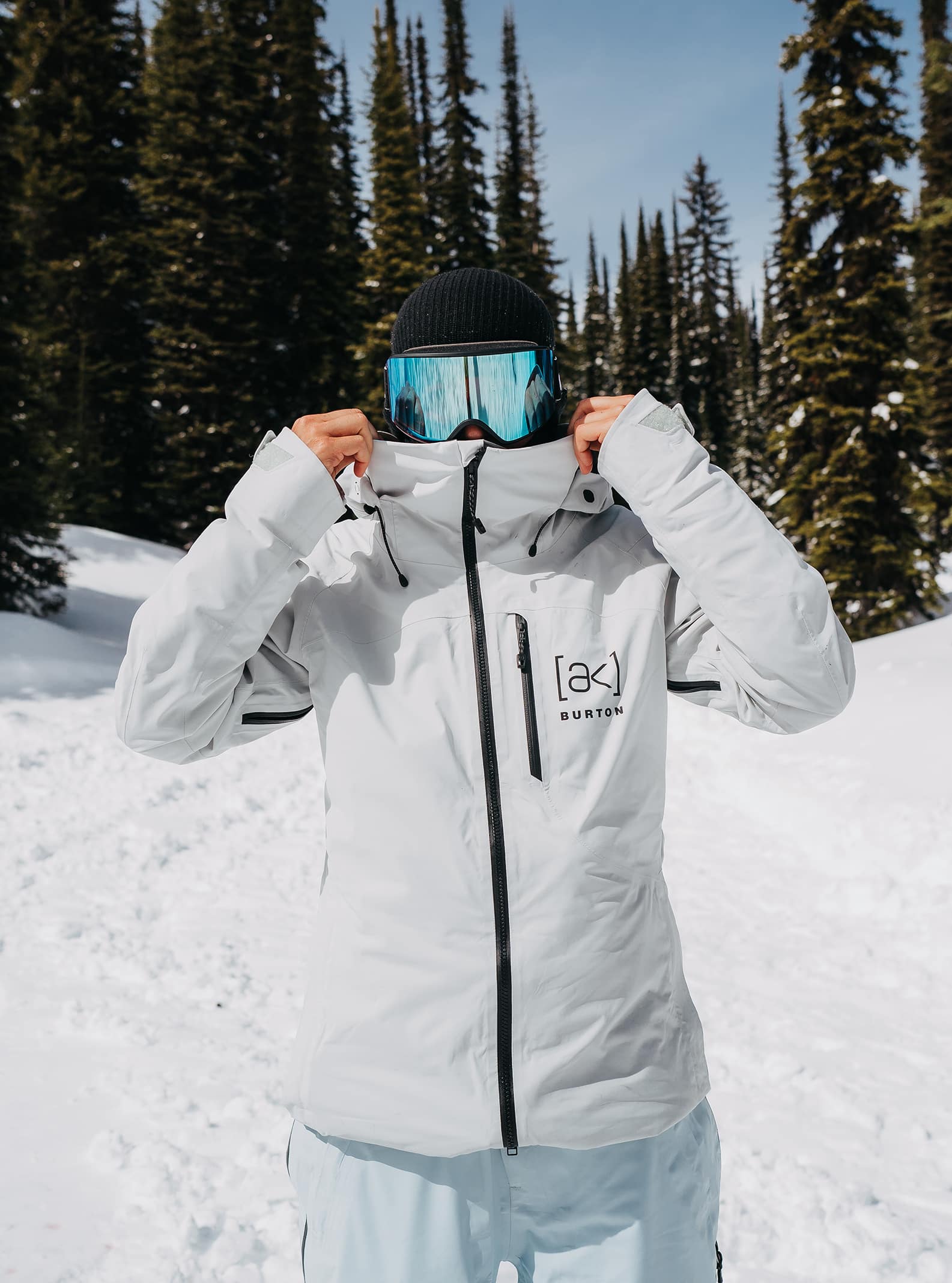 Burton Women's Burton [ak] Embark GORE-TEX 2L Jacket Gray Cloud