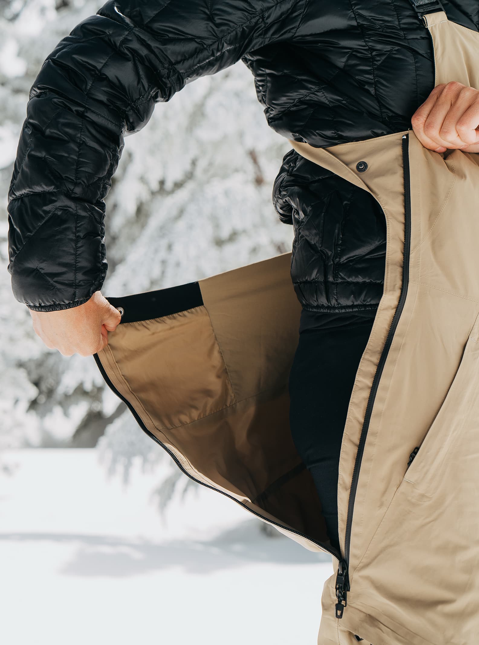 Burton Women's Burton [ak] Kimmy GORE-TEX 2L Bib Pants Kelp