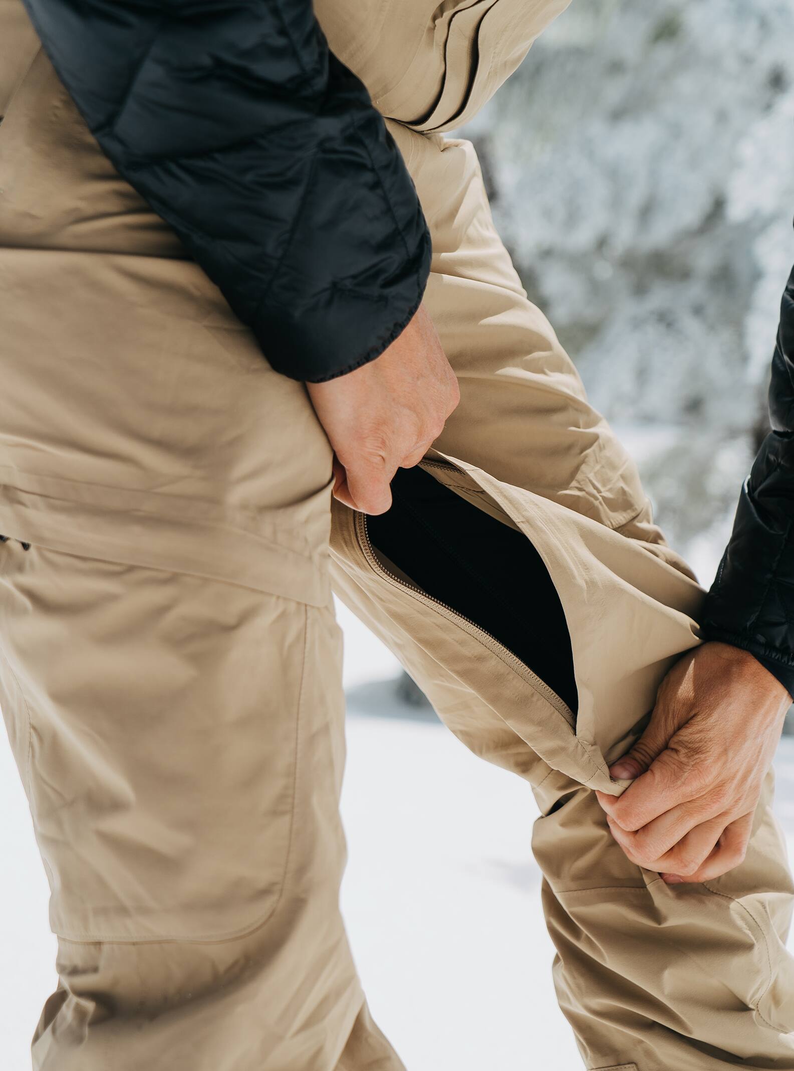 Burton Women's Burton [ak] Kimmy GORE-TEX 2L Bib Pants Kelp