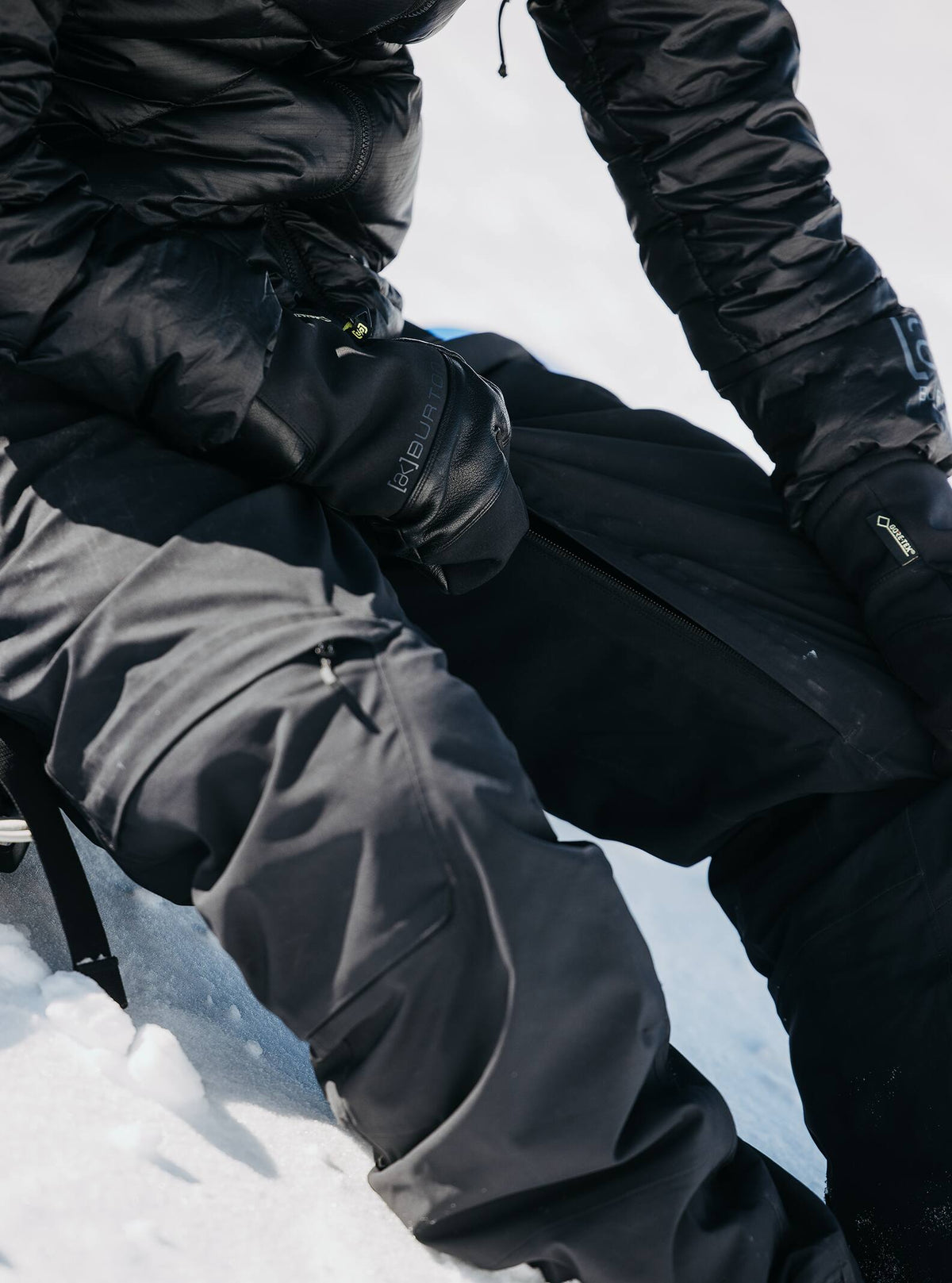 Burton Women's Burton [ak] Summit GORE-TEX Insulated 2L Pants True Black