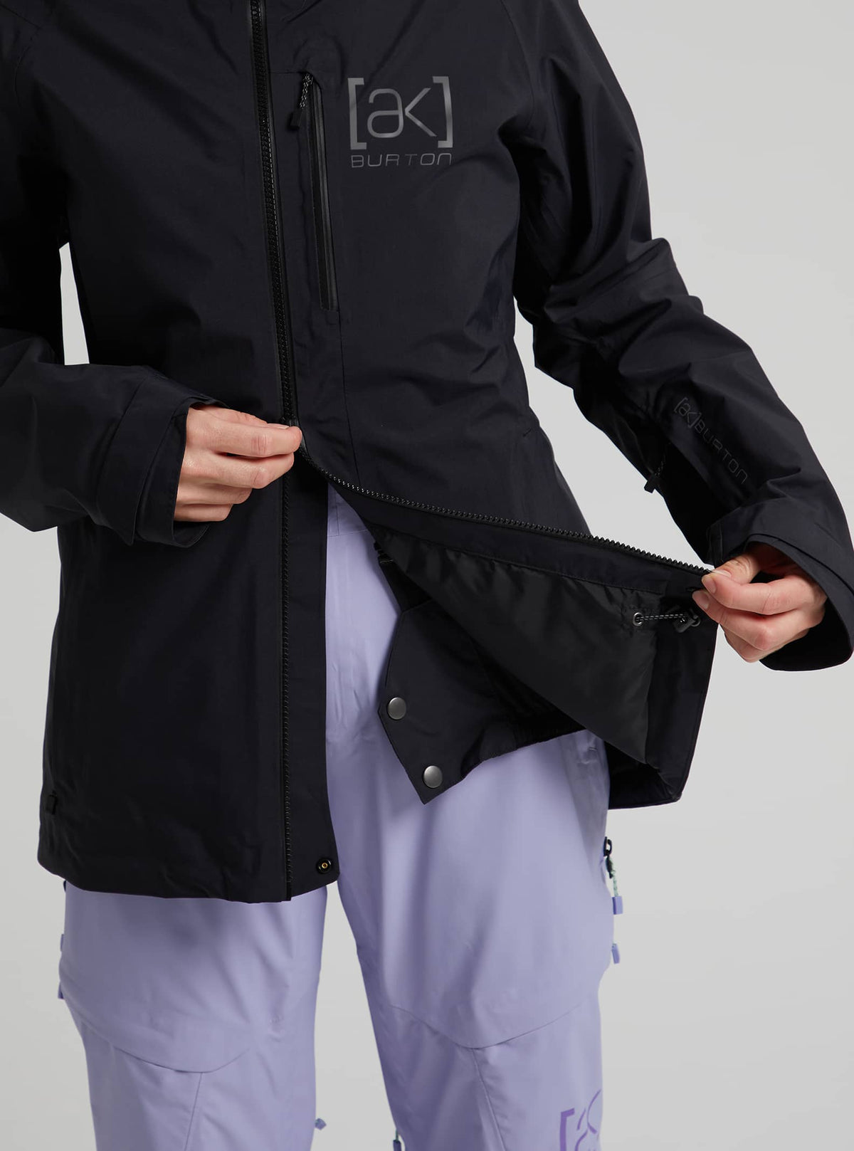 Burton Women's Burton [ak] Upshift GORE-TEX 2L Jacket True Black
