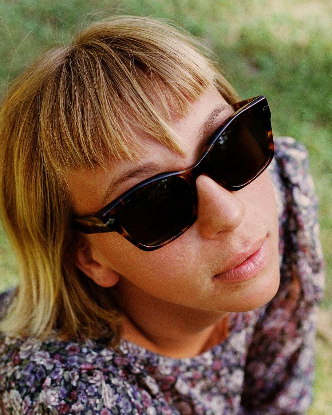 Epokhe Desire Sunglasses Black Polished / Black