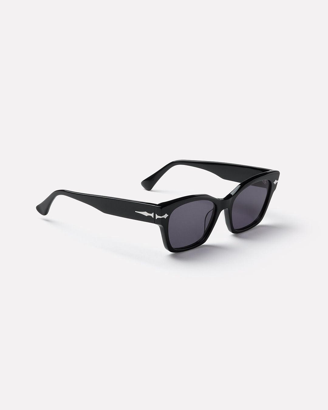 Epokhe Desire Sunglasses Black Polished / Black