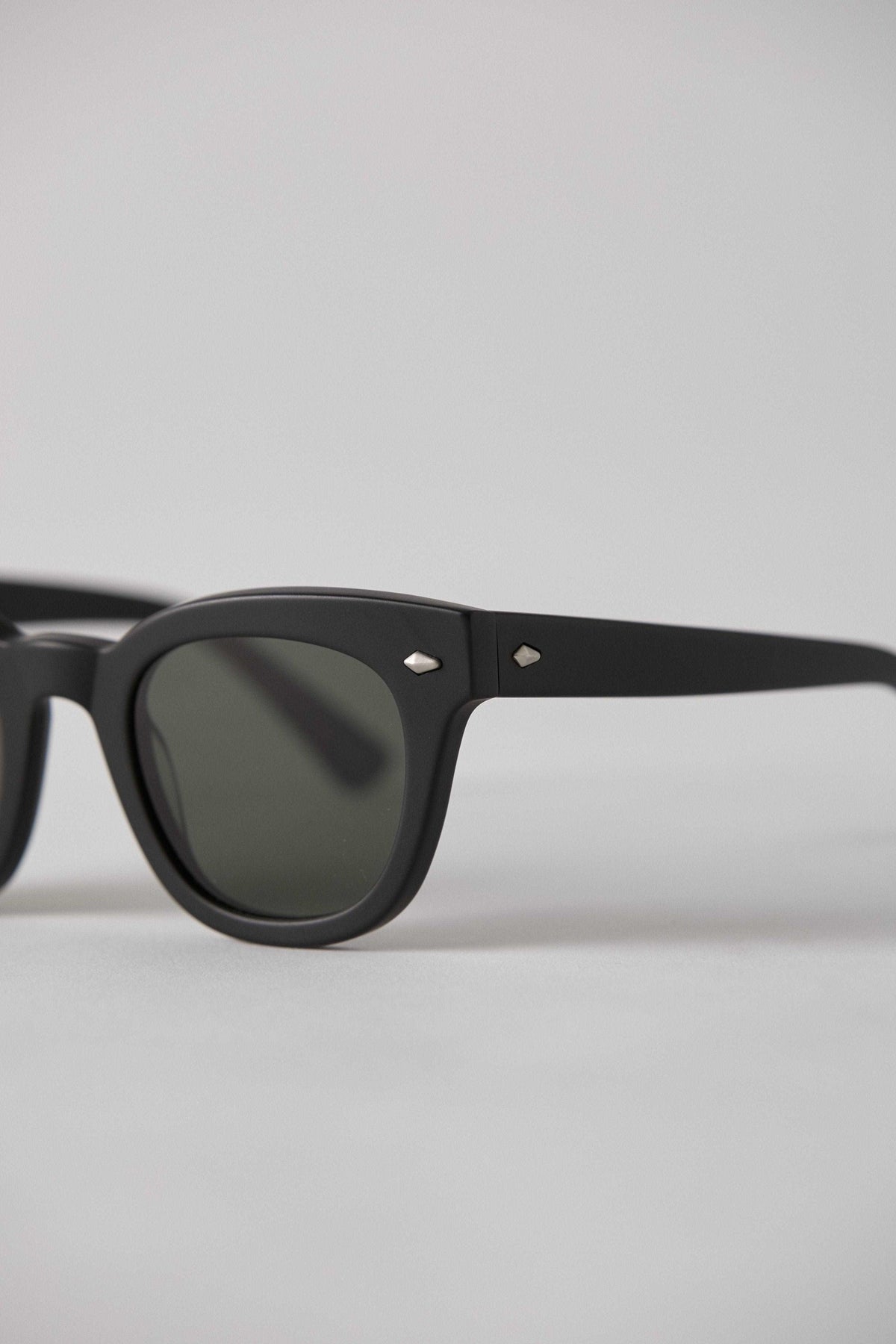 Epokhe Dylan Sunglasses Black Matte / Green