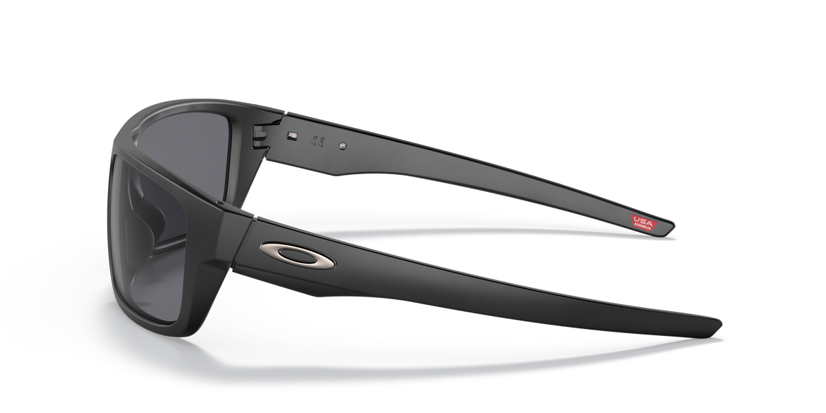 Oakley Drop Point™ Matte black w/ grey lens