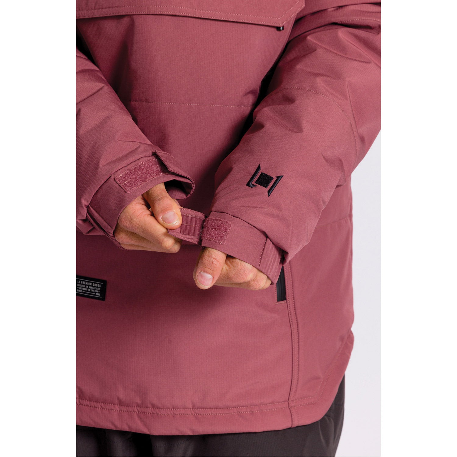 L1 Aftershock Snowboard Jacket  Burnt Rose