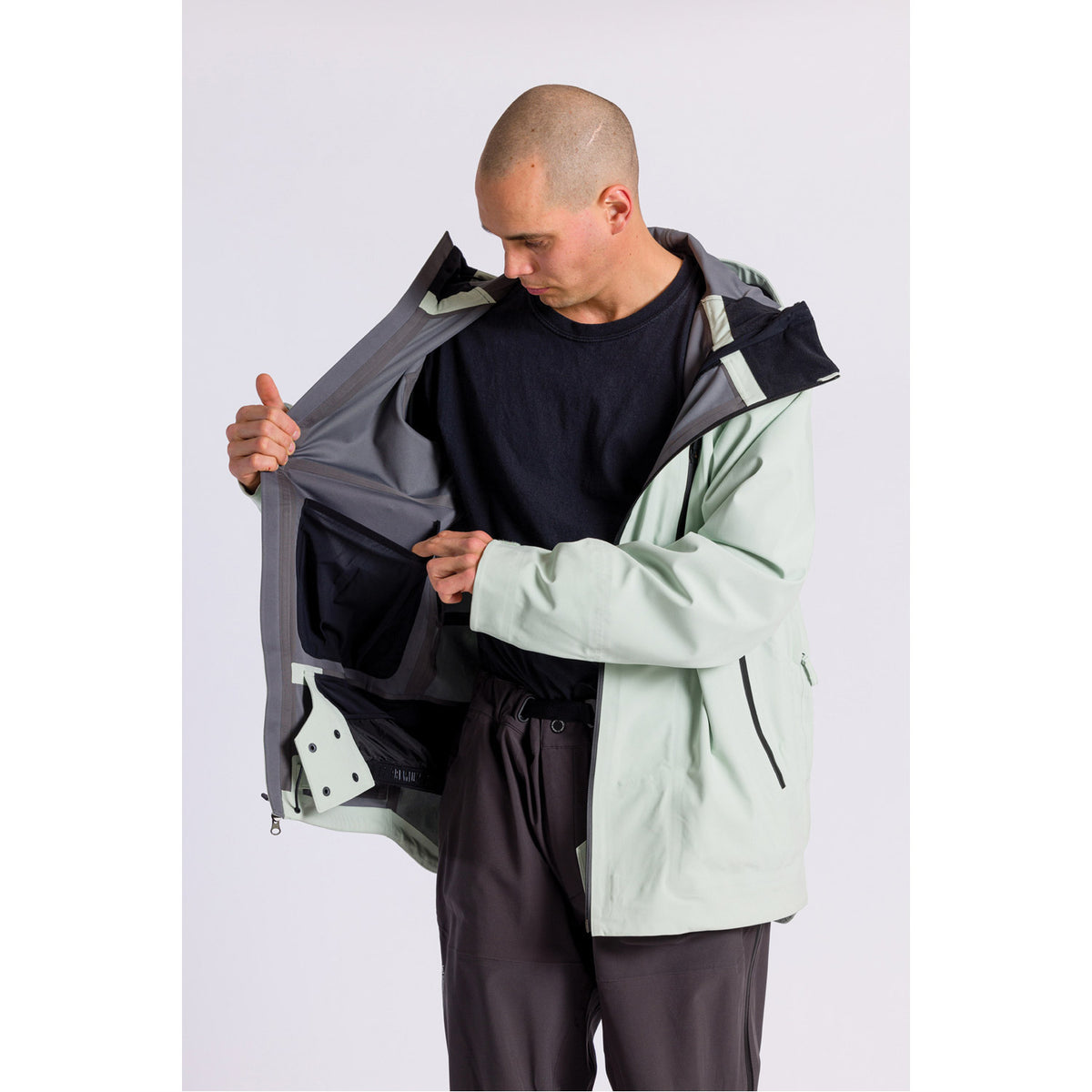 L1 Axial Genderless Snowboard Jacket Spray