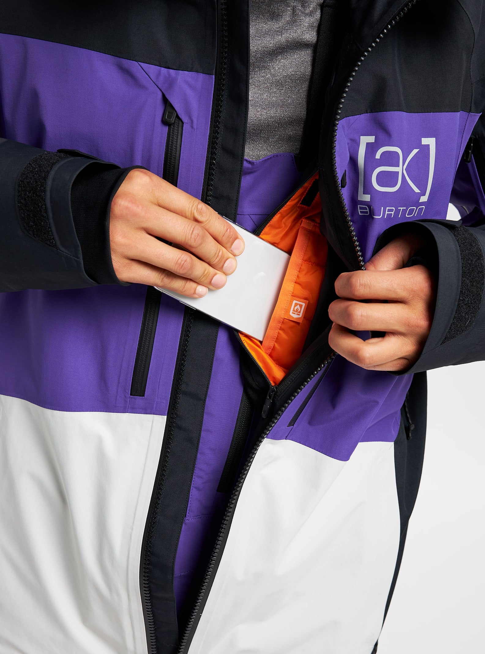 Burton [ak] GORE-TEX Swash Jacket 2022 True black / prism violet / lunar gray