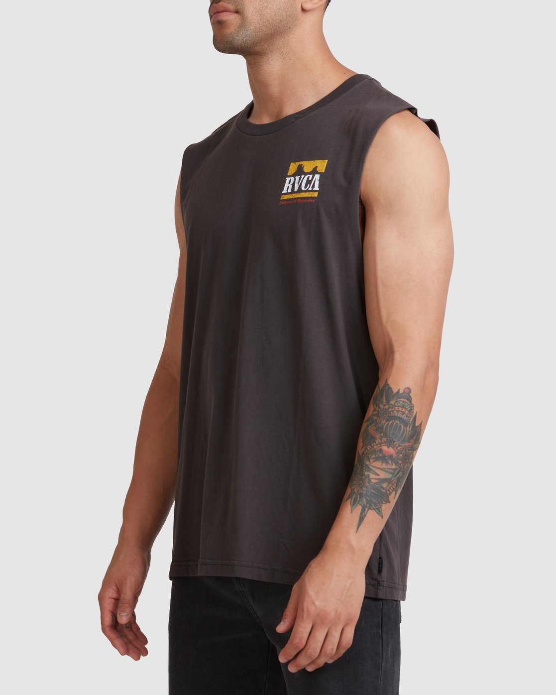 RVCA PACKETS MUSCLE Washed black