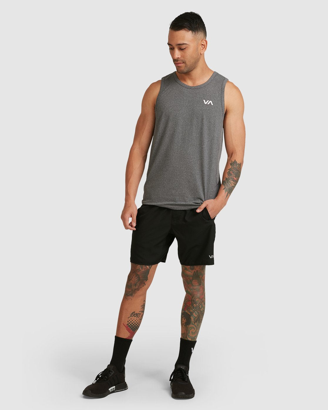 Rvca YOGGER IV SHORT Black