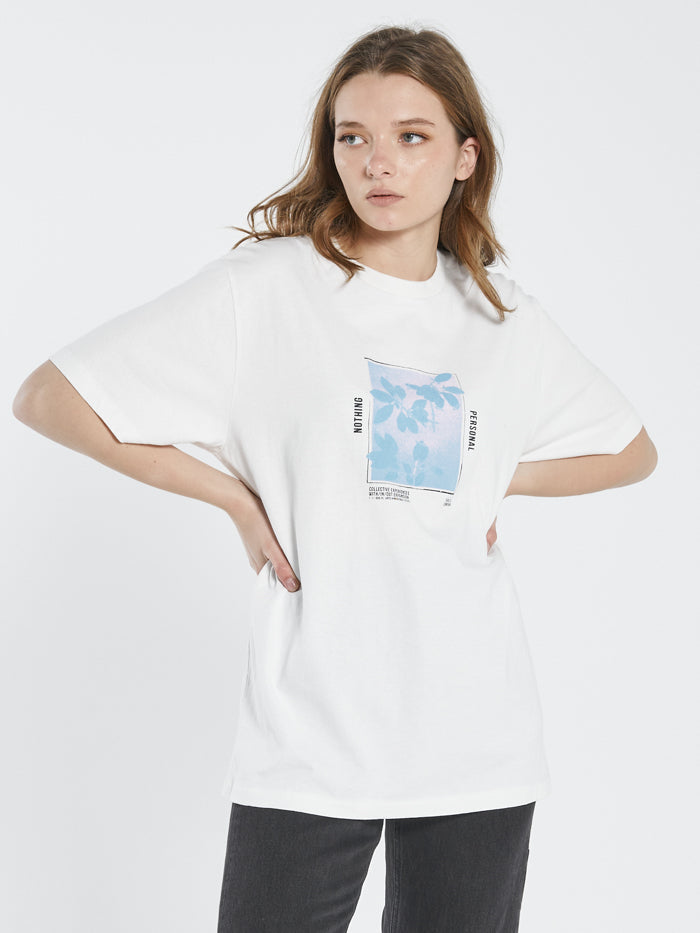Thrills Collective Experience Merch Fit Tee Dirty White