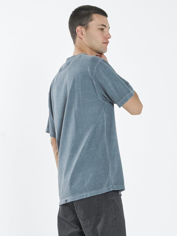 Thrills Eagle Badge Merch Fit Tee AIRFORCE BLUE