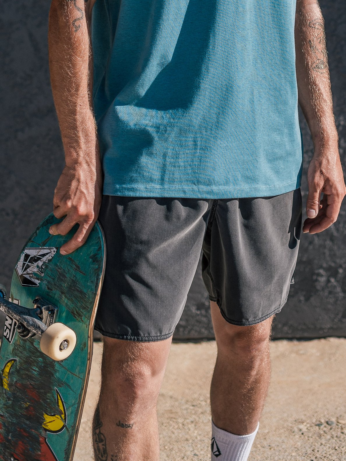 Volcom Center 17" Trunks - Military Black