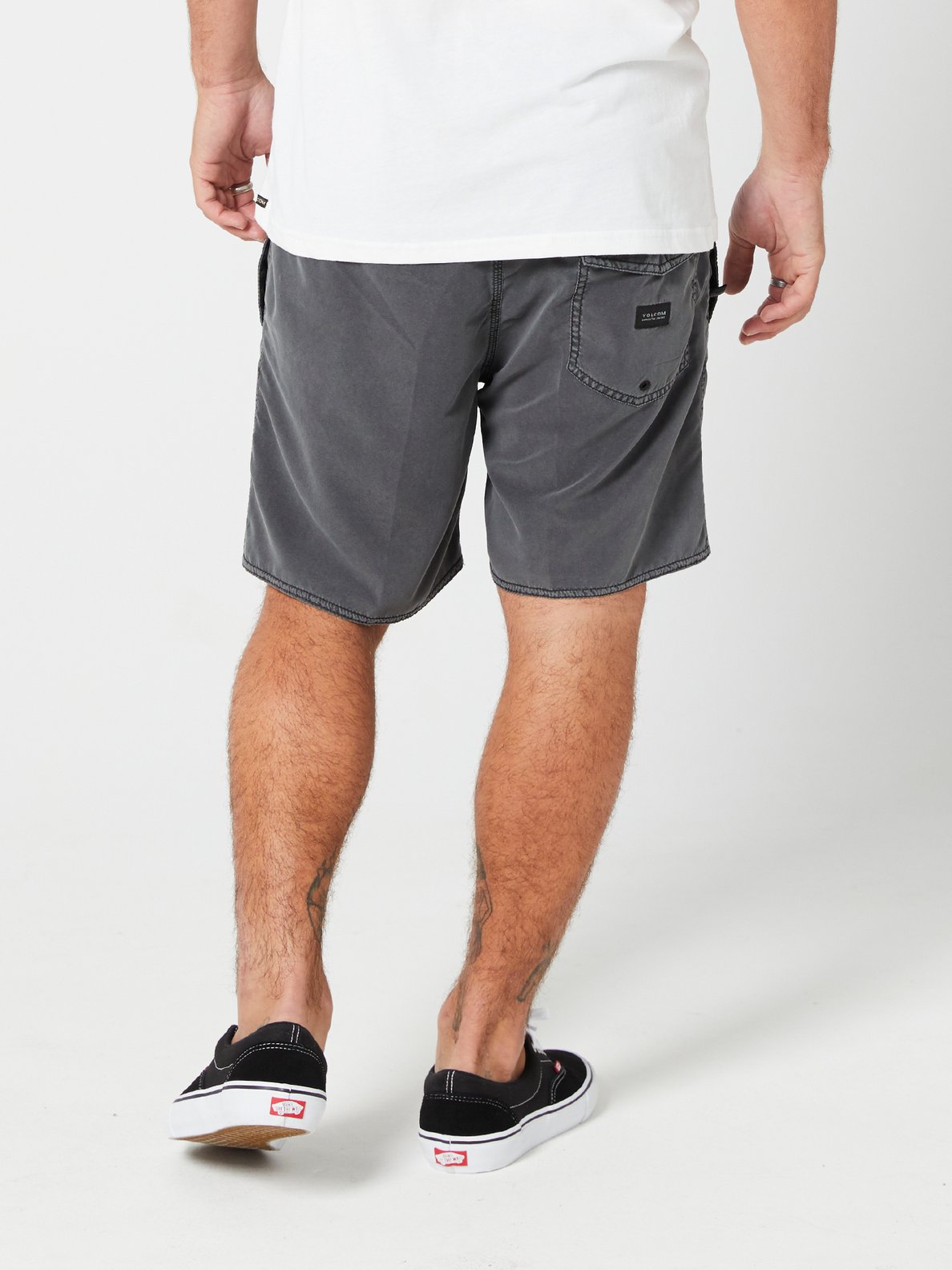 Volcom Center 17" Trunks - Military Black